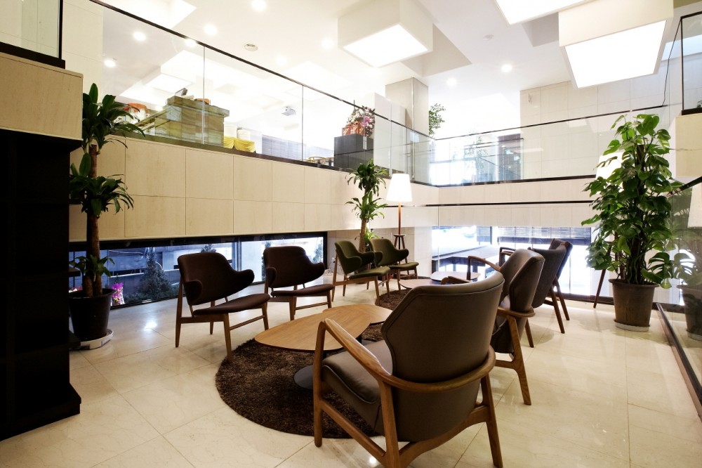 Urban Boutique Hotel / BANG by MIN – Sae Min Oh (O)