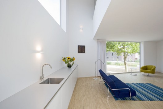 Stripe House / GAAGA