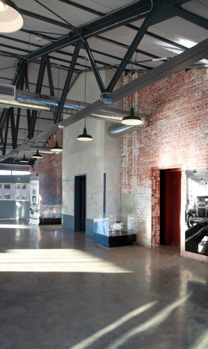 Rosie the Riveter Visitor Center / Marcy Wong Donn Logan Architects