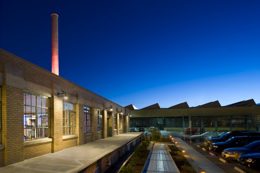 Rosie the Riveter Visitor Center / Marcy Wong Donn Logan Architects