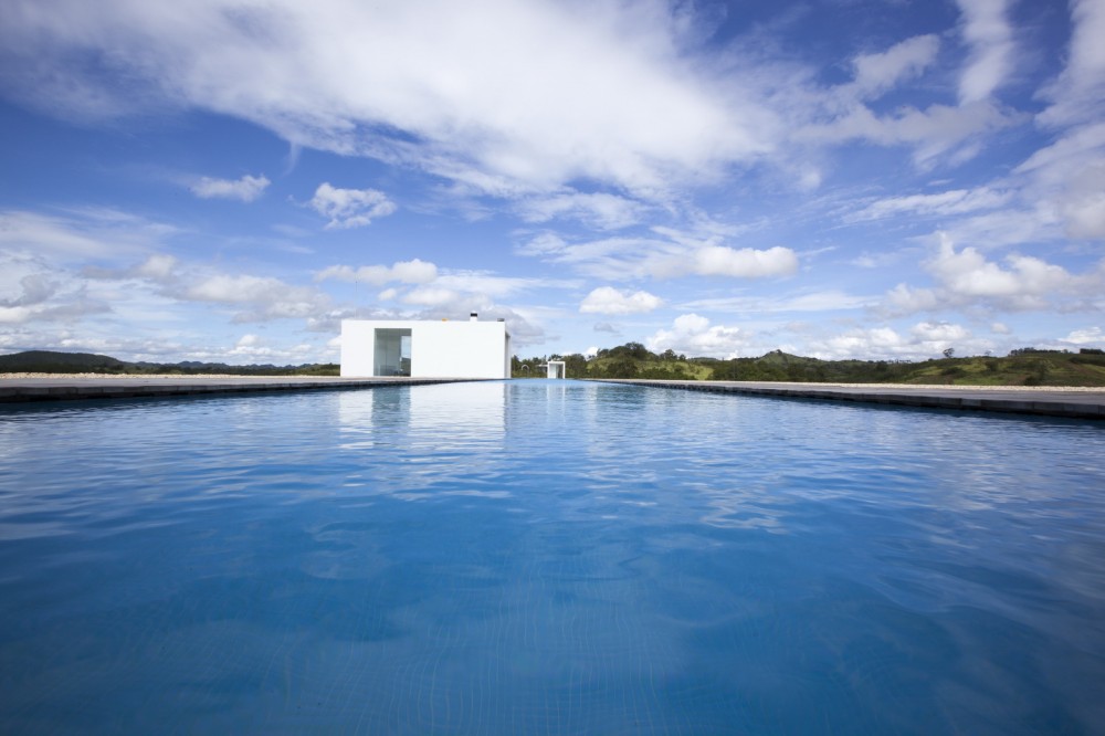 150M Weekend House / Shinichi Ogawa & Associates