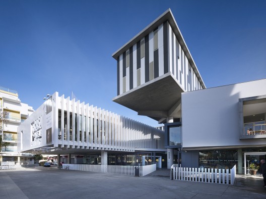 Casa de la Cultura / Daniel Mòdol