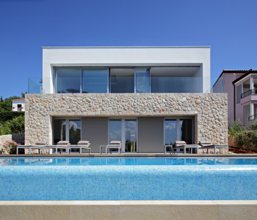 House on the Island of Krk / DVA Arhitekta