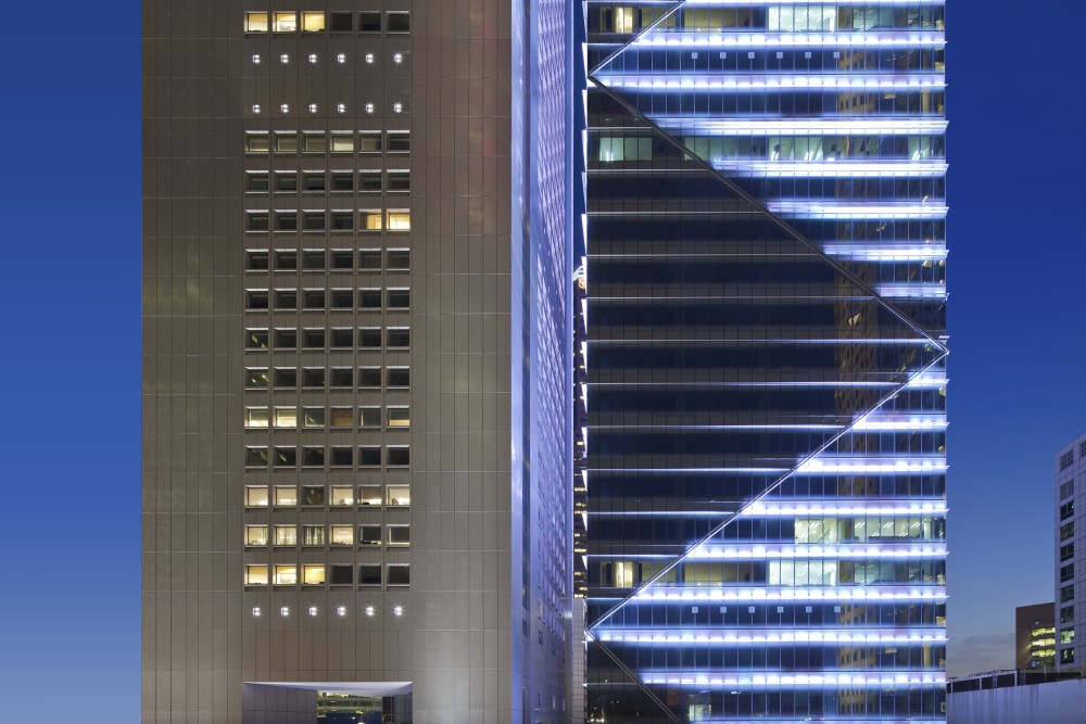 One Raffles Place Tower 2 / Tange Associates
