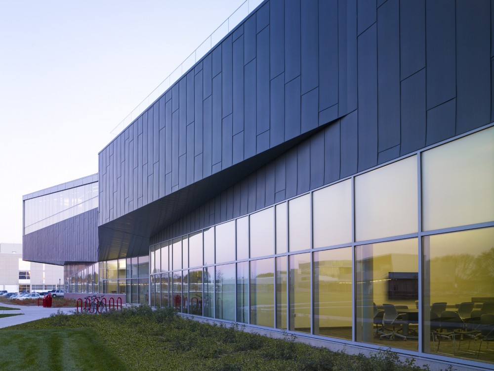Beacom School of Business / Charles Rose Architects