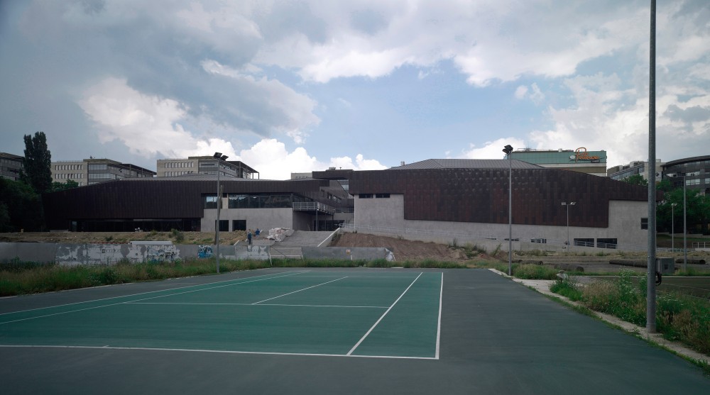 Sports Centre Csörsz / T2.a Architects