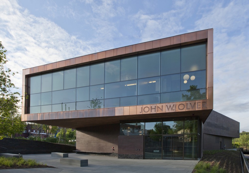 John W. Olver Transit Center / Charles Rose Architects