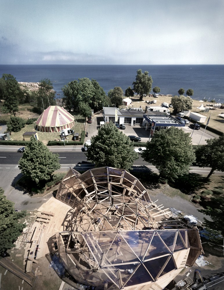 Peoples Meeting Dome / Kristoffer Tejlgaard & Benny Jepsen