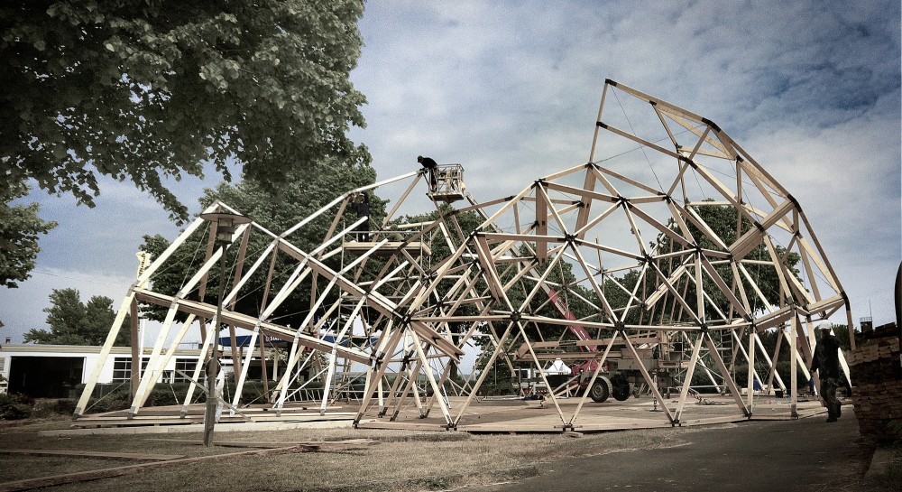 Peoples Meeting Dome / Kristoffer Tejlgaard & Benny Jepsen