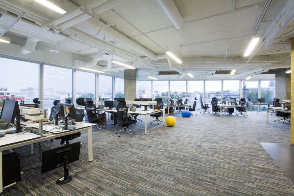 Badoo Development Office / za bor Architects