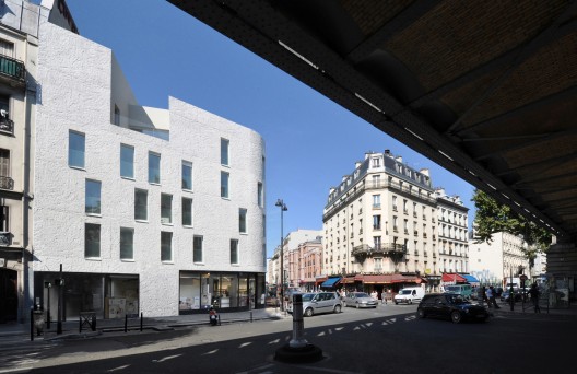Social Housing in Paris / Bigoni Mortemard Architects
