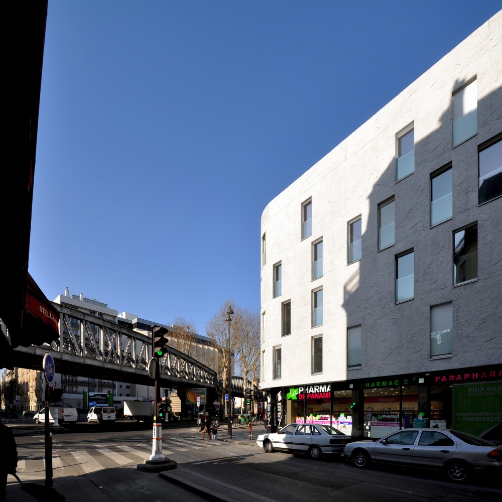 Social Housing in Paris / Bigoni Mortemard Architects