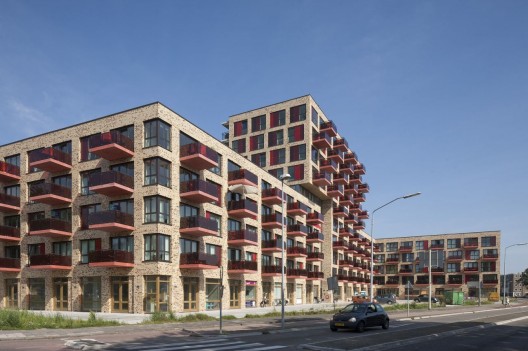De Entree / Arons en Gelauff architecten