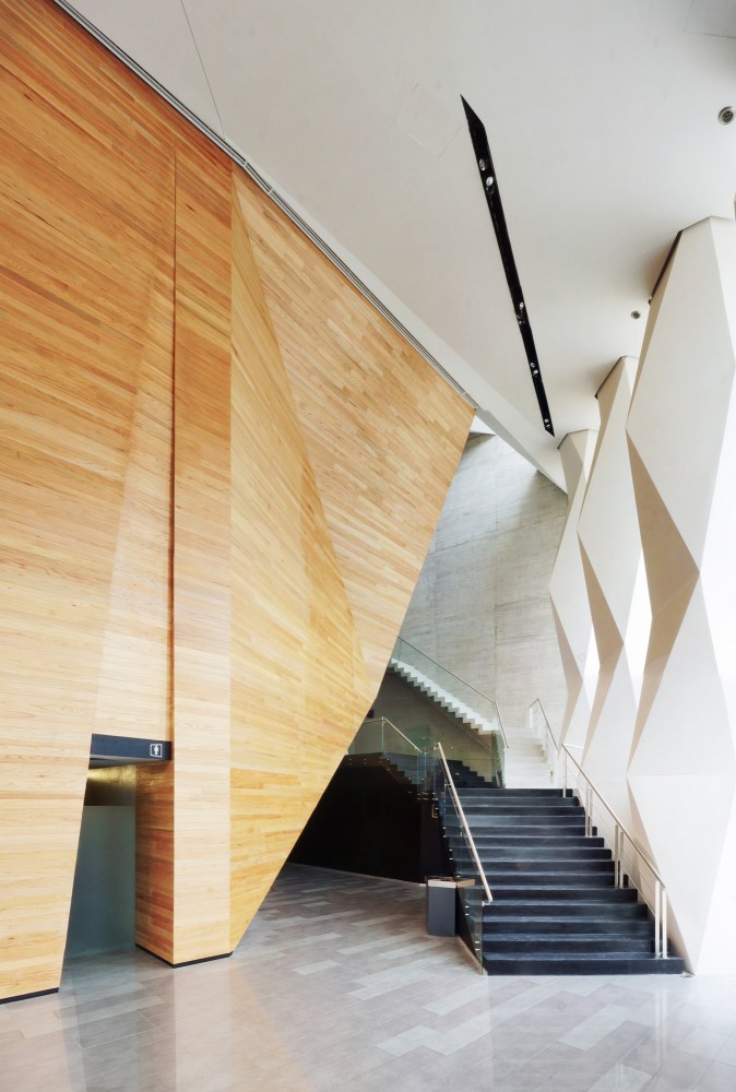 Roberto Cantoral Cultural Center / Broissin Architects