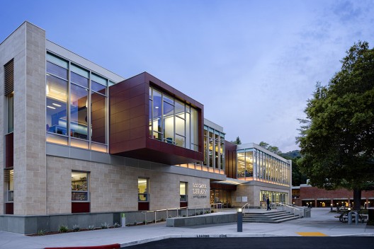 Los Gatos Public Library / Noll & Tam Architects
