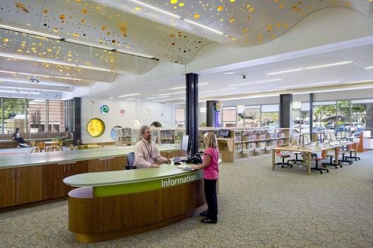 Los Gatos Public Library / Noll & Tam Architects