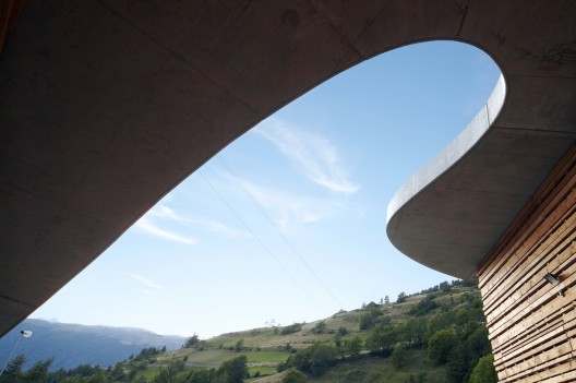 Hydroelectric Power Station Punibach / monovolume architecture + design