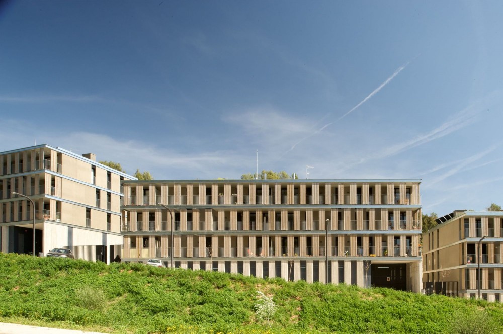48 Housing Units in Torrelles de Llobregat / BB Arquitectes