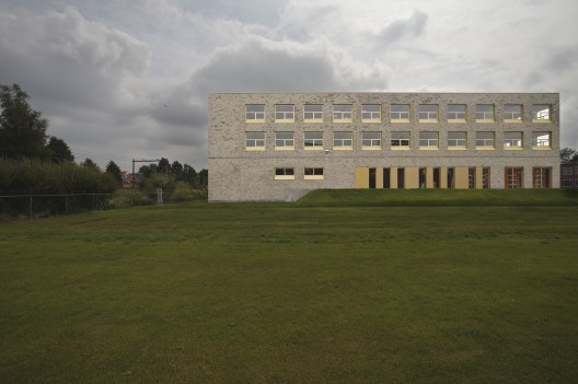 Bornego College / HVDN + Studioninedots