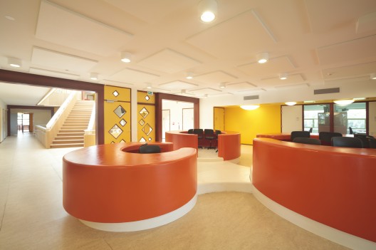 Bornego College / HVDN + Studioninedots