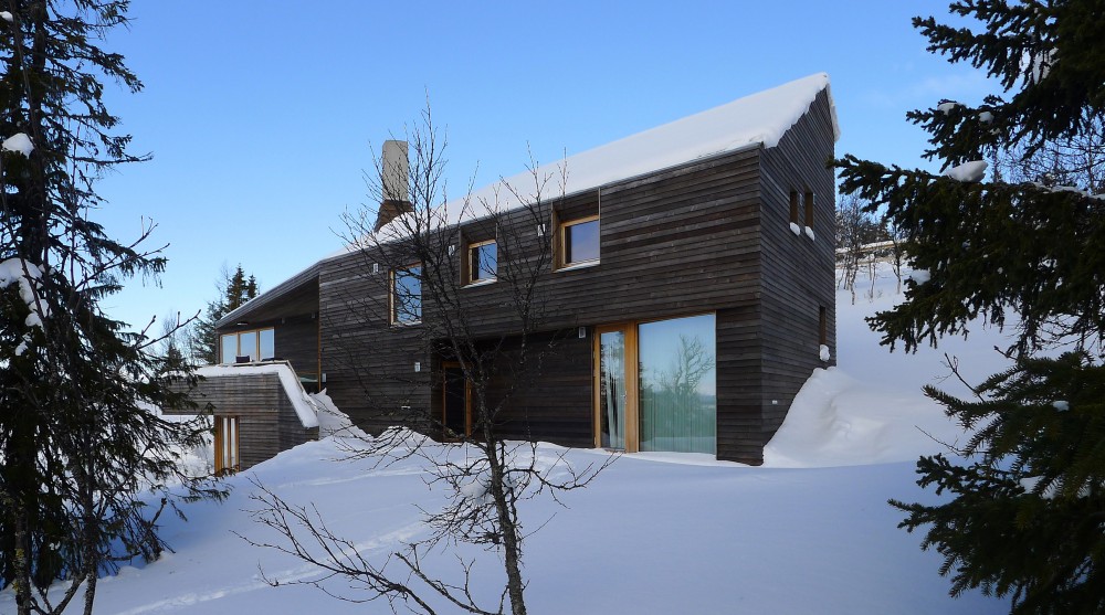 Twisted House / JVA