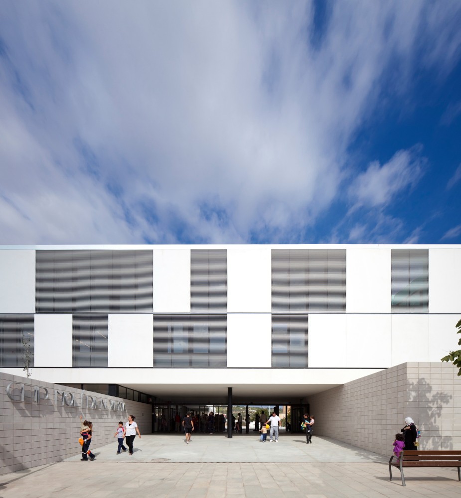 Molí d’en Xema School and Son Boga Nursery / BB Arquitectes