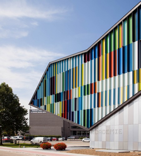 Academie MWD Dilbeek / Carlos Arroyo