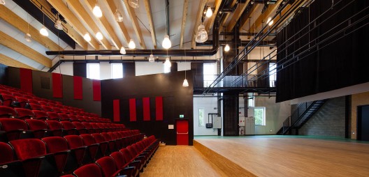 Academie MWD Dilbeek / Carlos Arroyo