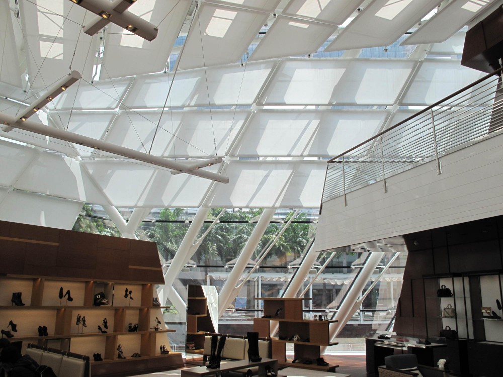 Louis Vuitton in Singapore / Safdie Architects