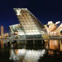 Louis Vuitton in Singapore / FTL Design Engineering Studio © William Cho