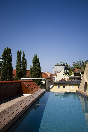 Vander Hotel / Sadar + Vuga