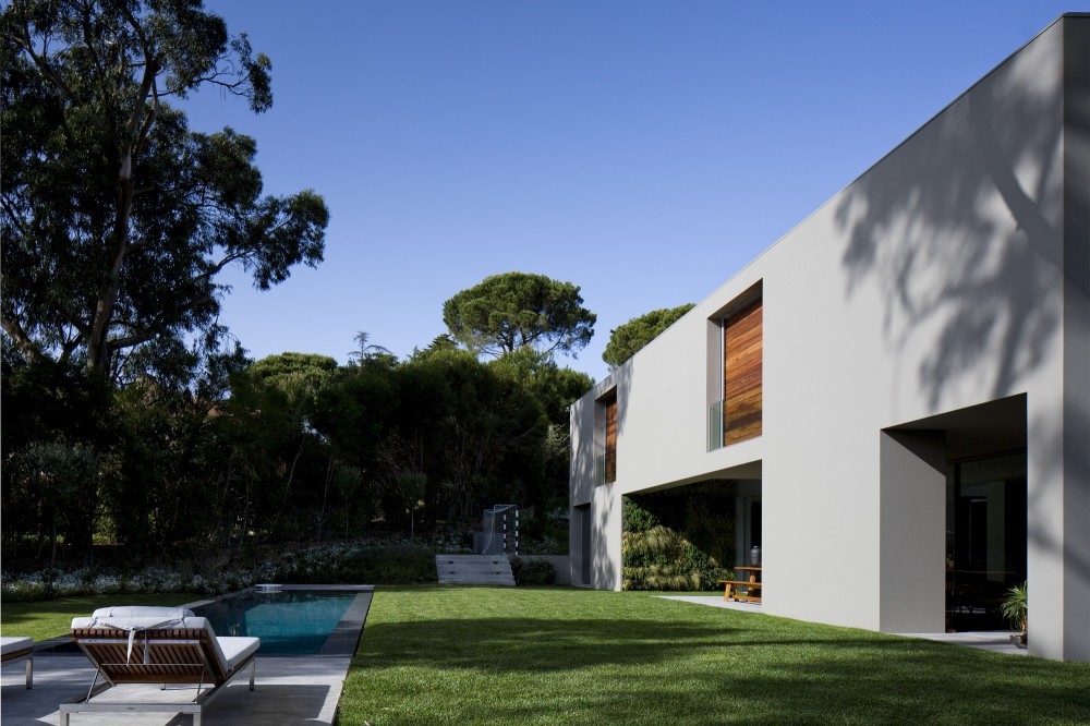 House in Quinta Patino / Frederico Valsassina Arquitectos