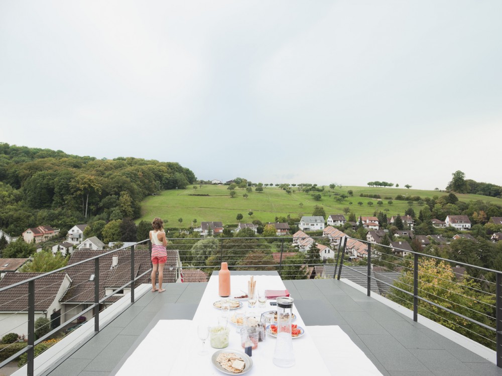 Atelier Gados: Stitching Spaces