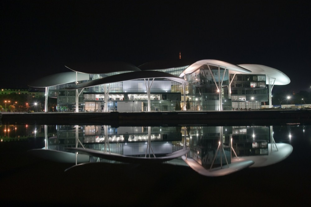 Tbilisi Public Service Hall / Massimiliano and Doriana Fuksas