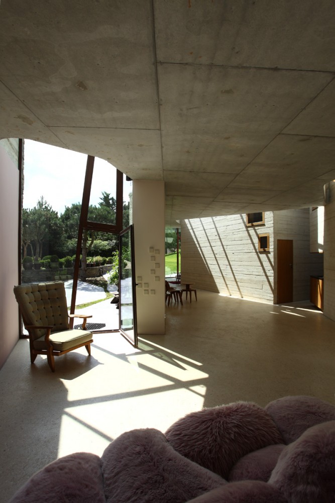 RIBA awards architecturespossibles with 2012 Manser Medal