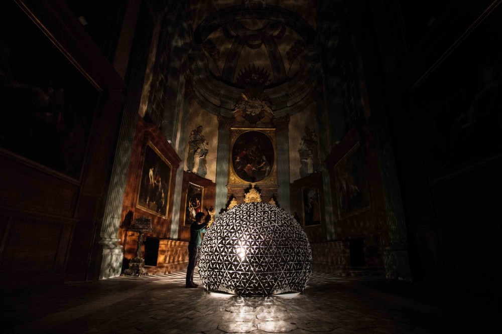 Lotus Dome / Studio Roosegaarde