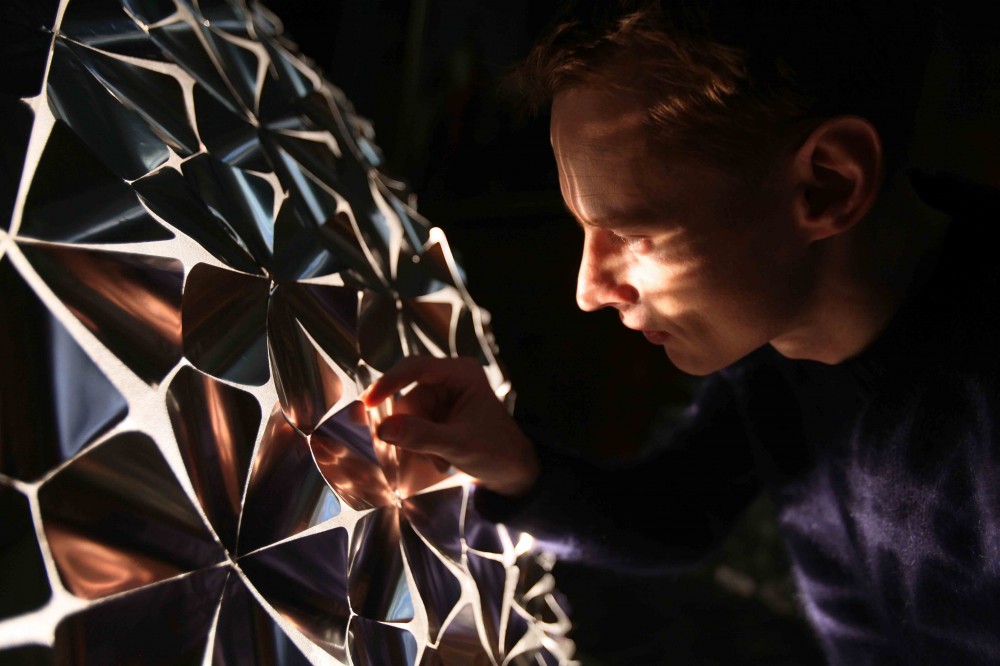 Lotus Dome / Studio Roosegaarde