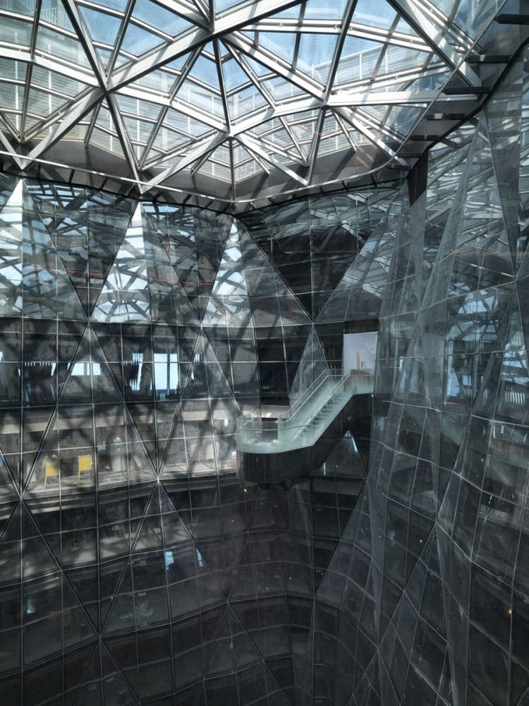 Guangzhou International Finance Centre wins 2012 RIBA Lubetkin Prize