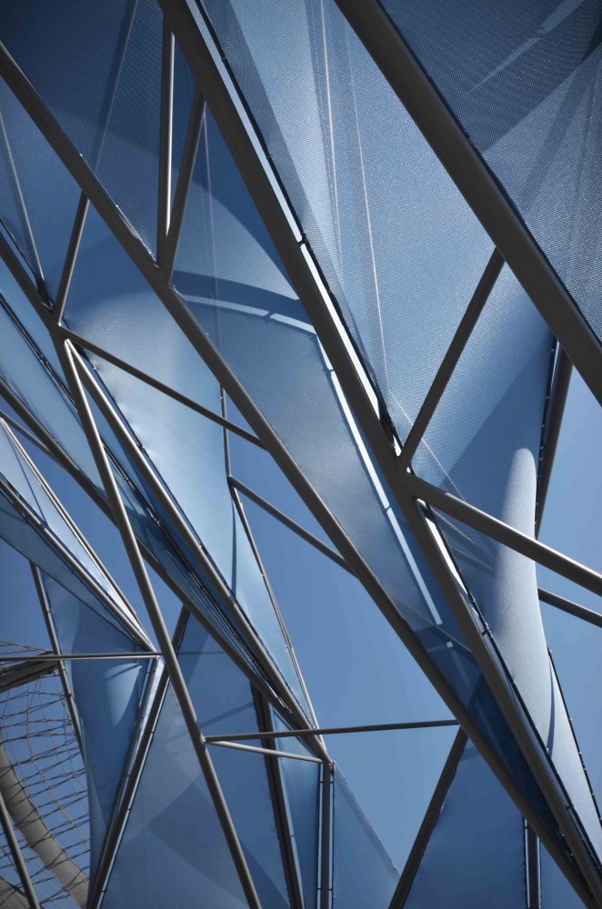 Centerstage: SCI-Arc Graduation Pavilion / Oyler Wu Collaborative