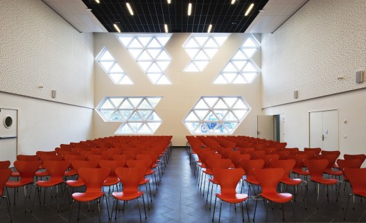 Georges-Freche School of Hotel Management / Massimiliano and Doriana Fuksas