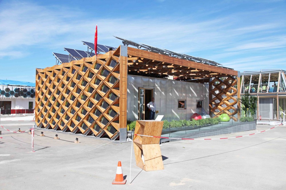 Para Eco House / Tongji University Team