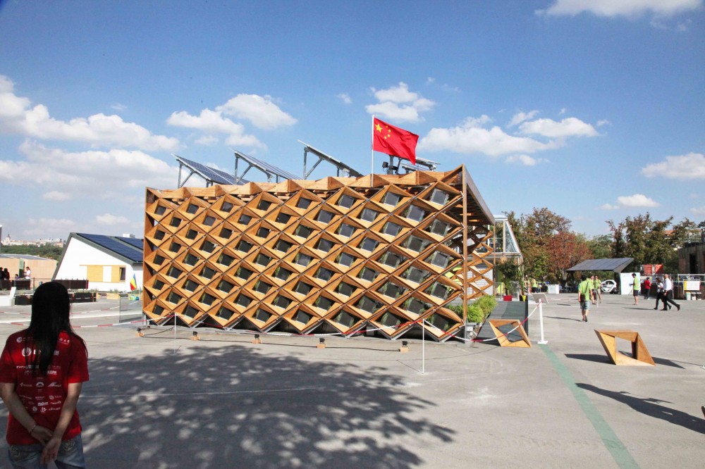 Para Eco House / Tongji University Team