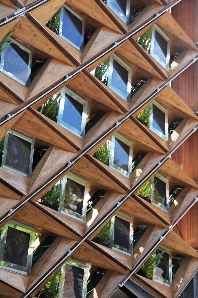 Para Eco House / Tongji University Team