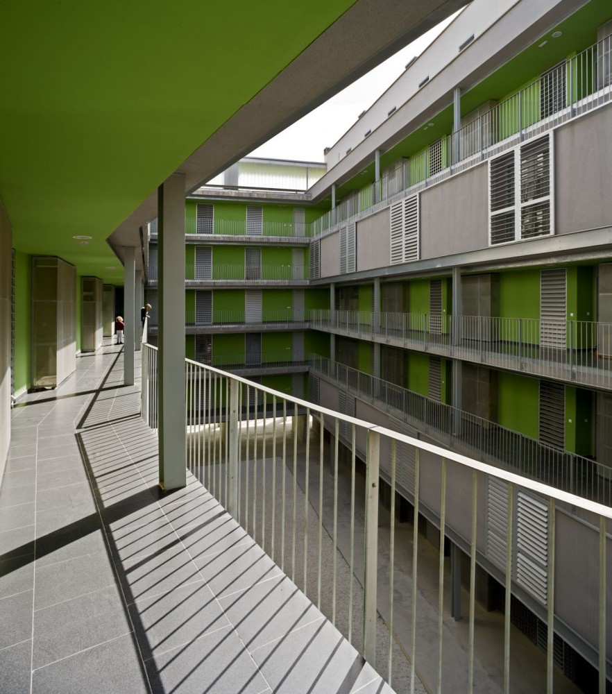 al4 _ 56 Social Housing VPO / Burgos & Garrido arquitectos