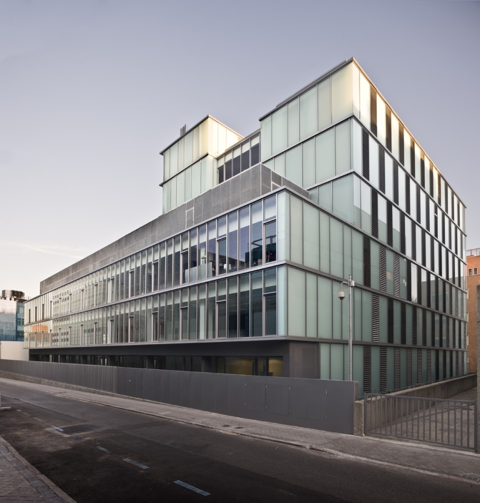 Chamartín Real State Offices / Burgos & Garrido arquitectos
