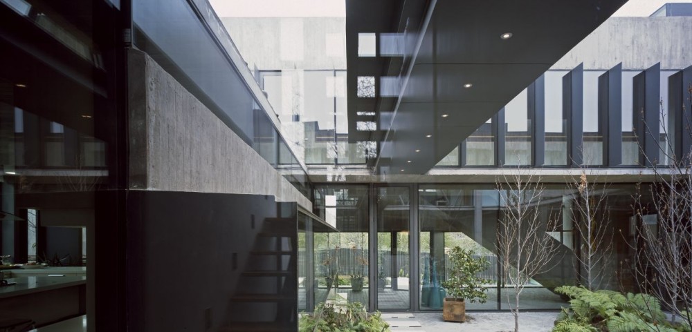 10×10 House / Nicolás del Rio + Max Núñez
