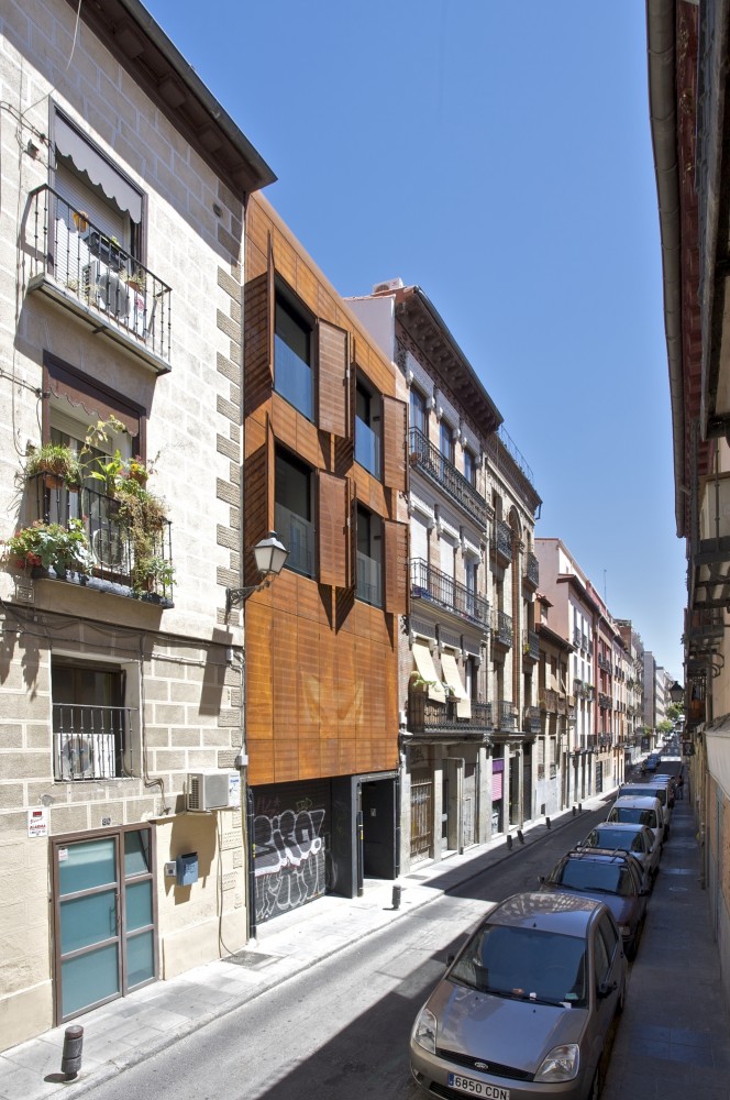 San Vicente Ferrer / James & Mau