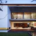 M House / Ong&Ong Architects © Derek Swalwell