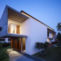 M House / Ong&Ong Architects © Derek Swalwell