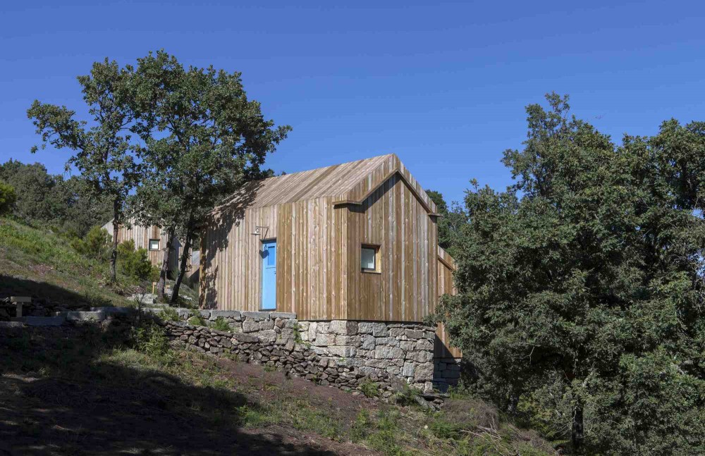 Rural Tourism in Montalegre / Nuno Flores + Sofia Neves